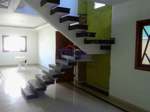 Casa para Venda em Guarulhos - 5