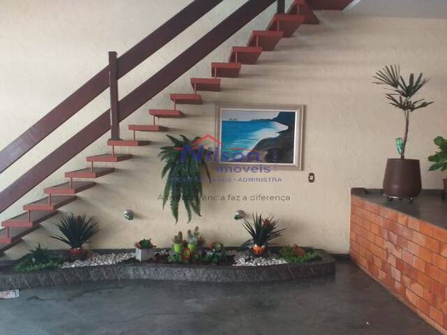 Casa para Venda em Guarulhos - 2