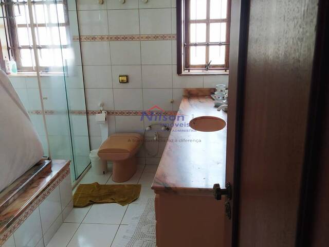 Casa para Venda em Guarulhos - 3